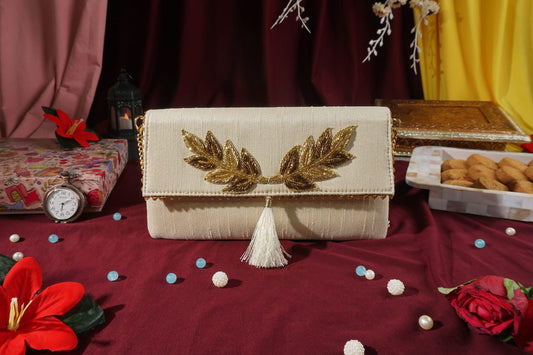 Motif gold/silver motif Clutch