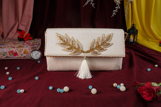 Motif gold leaf Clutch