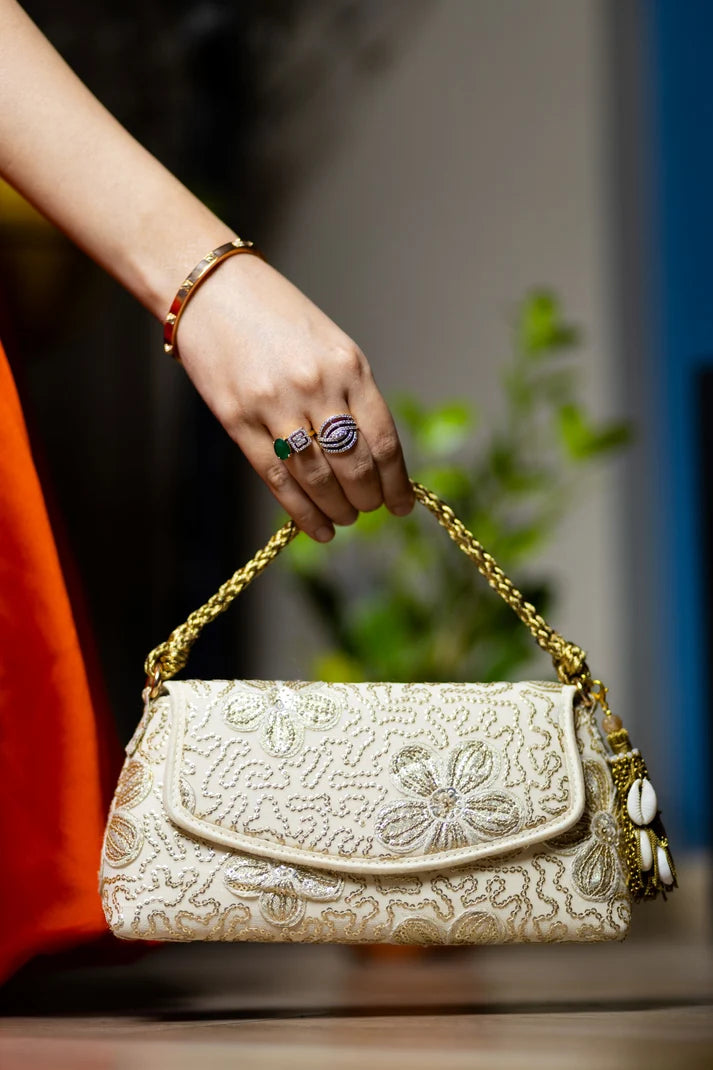 Elegant Tassel Clutch - Gold Floral